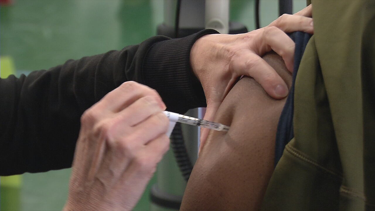 New west Louisville COVID-19 vaccine site set to administer hundreds of shots daily